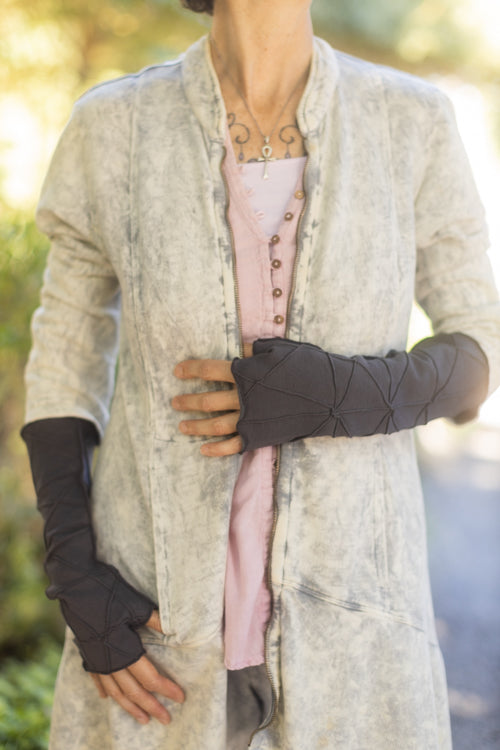 Bamboo Fleece Textured Arm Warmers - Charcoal