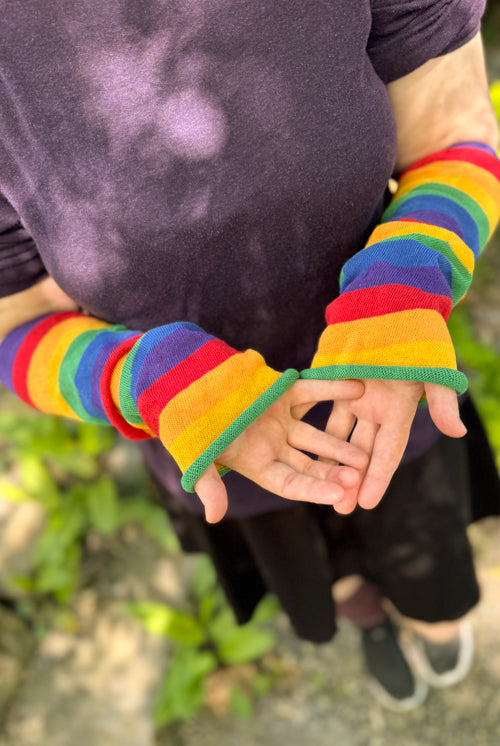 M Sleeves - Classic Rainbow