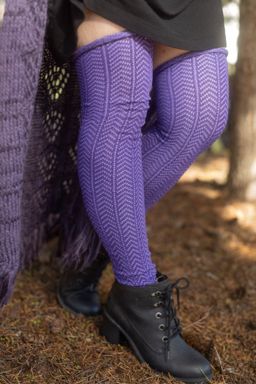 Longer O Chevrons - violet and lilac