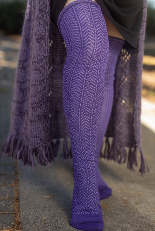 Longer O Chevrons - violet and lilac