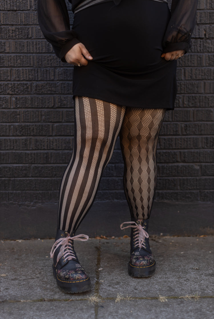 Plus Size Harlequin Net Tights