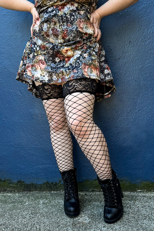 Lace Top Fencenet Stockings - Black