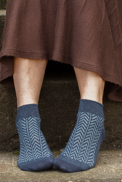 Shorty Chevron Anklet - Dark Denim and light blue
