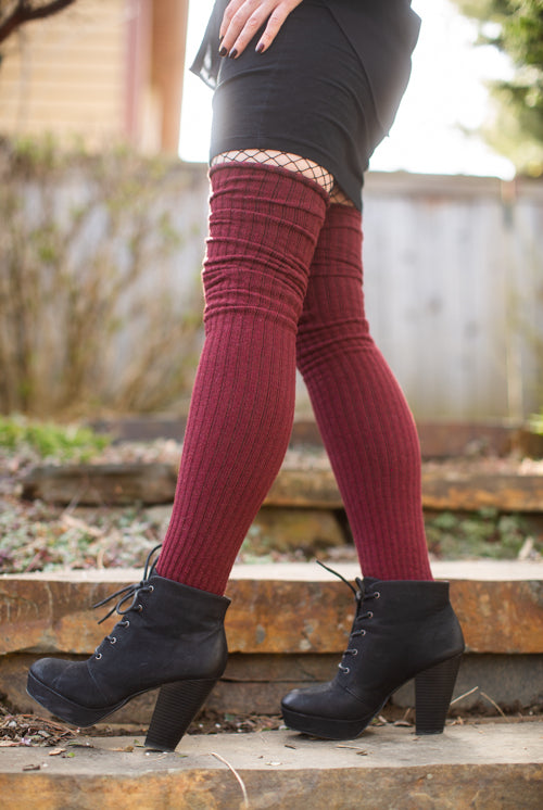 Ribbed M Stockings - Dark Red