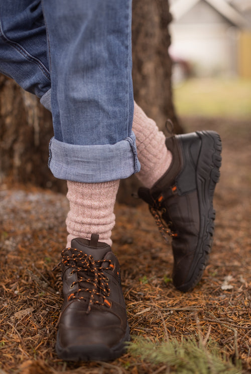 The Alaskan Crew - Merino Wool Hiking Socks - Baby Pink