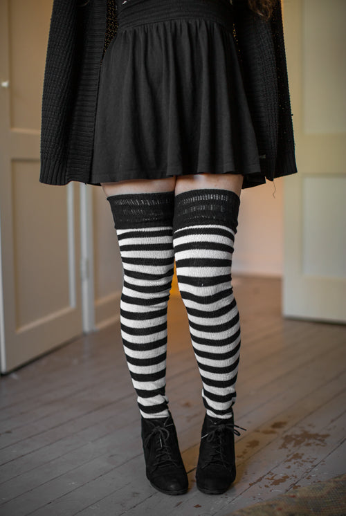 Super Stripes Thigh High Socks - Black/white
