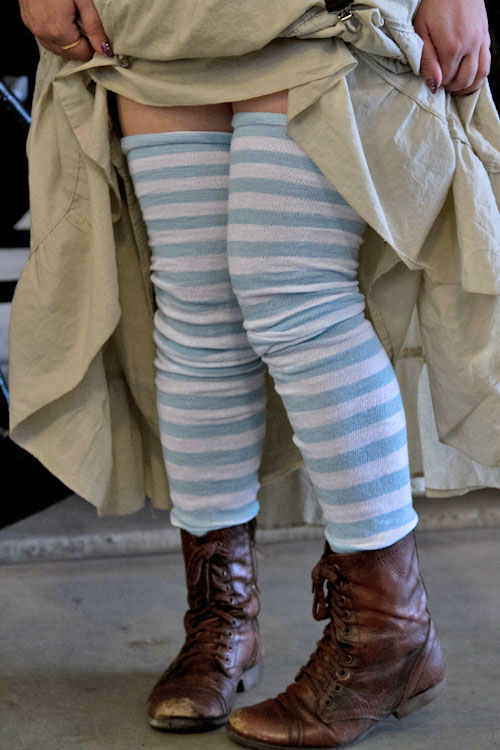 M Stripes Thigh High Socks - White/Light Blue