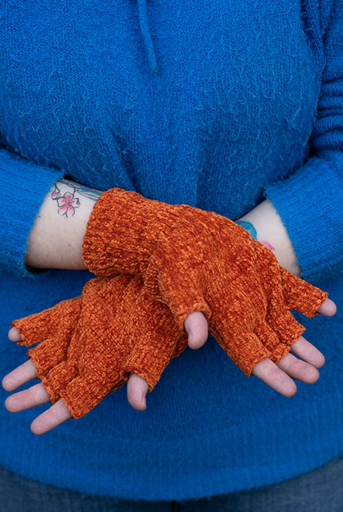 Chenille Fingerless Gloves - pumpkin
