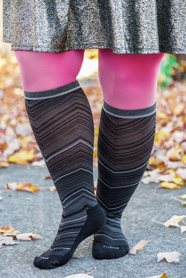 Full Flattery Compression Knee High - Black