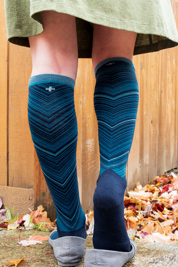 Full Flattery Compression Knee High - Navy
