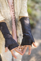 Bamboo Fleece Textured Arm Warmers - Charcoal
