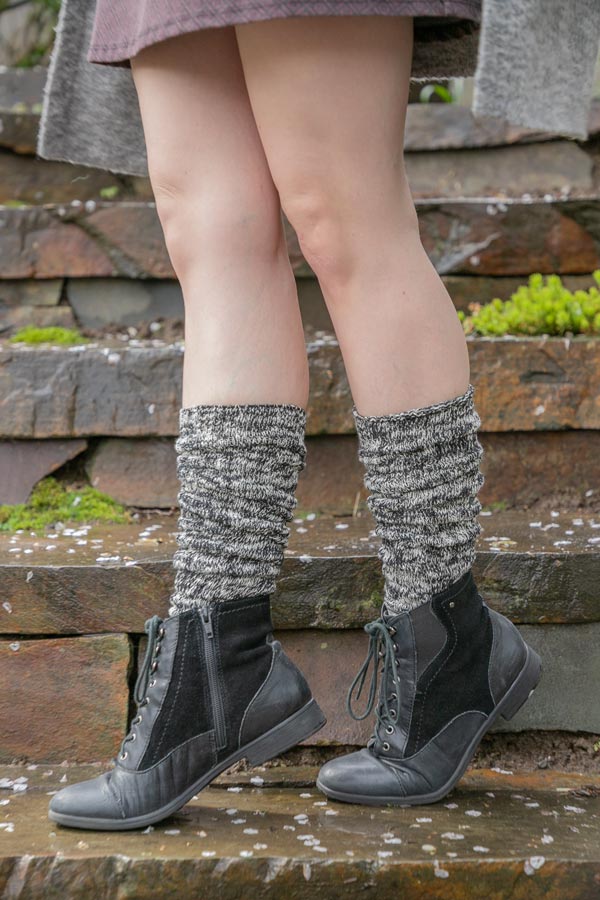 Marled Slouch Socks - black
