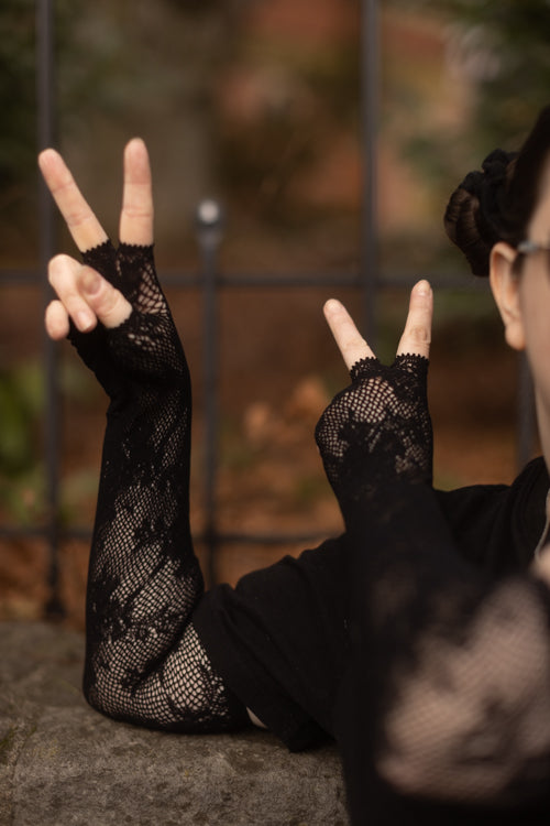 Floral Lace Long Fingerless Gloves - Black