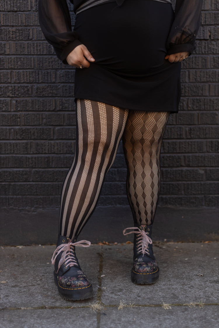 Plus Size Harlequin Net Tights