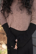 Leaf Pattern Fleece Arm Warmers - Black