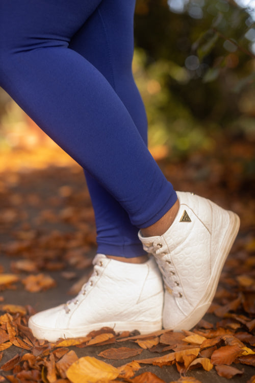 Plus Size High Waisted Fleece Lined Leggings - Dark Blue