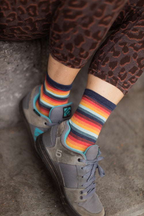 Retro 70's Stripe Crew - Medium