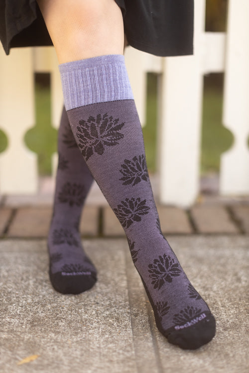 Lotus Lift Compression Knee High - Black