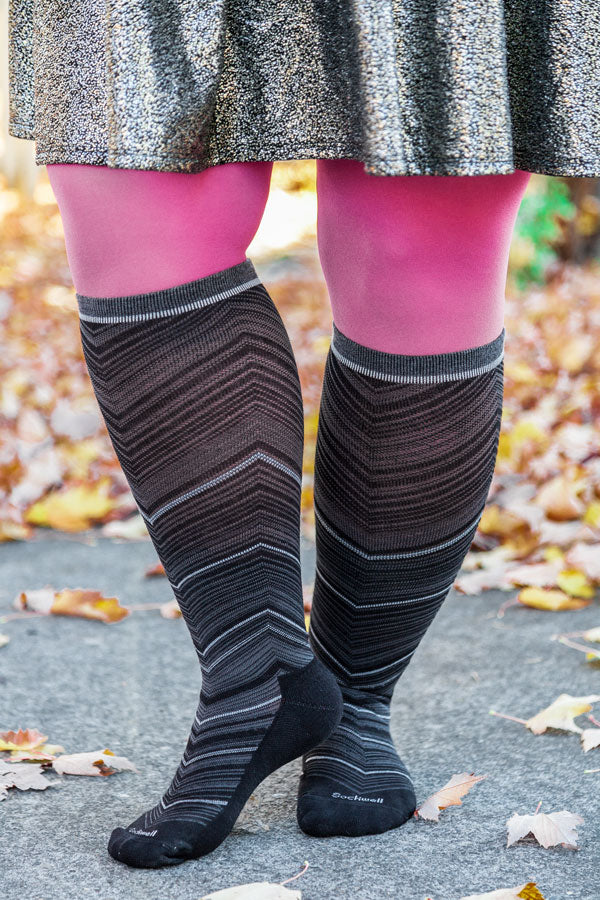 Full Flattery Compression Knee High - Black 